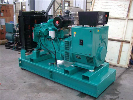 滑县200kw康明斯柴油发电机组图片 滑县200kw康明斯柴油发电机组图片